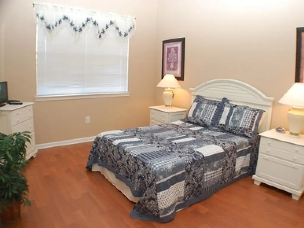 Ridge Castle Apartment Davenport