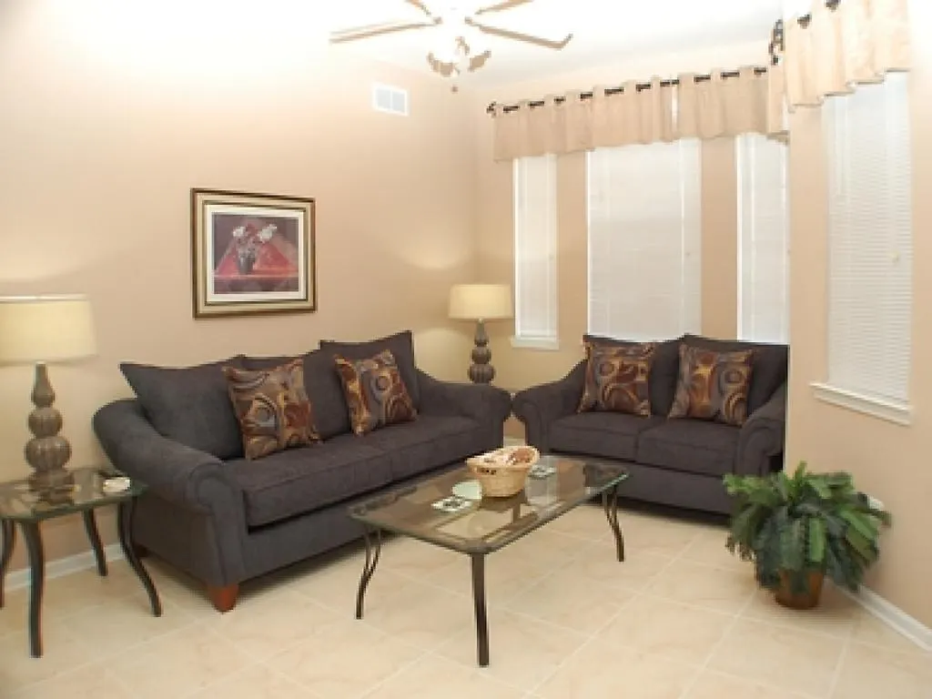 Ridge Castle Apartment Davenport 0*,  United States