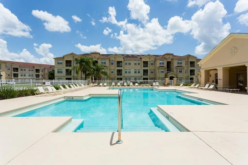 Ridge Castle Apartment Davenport